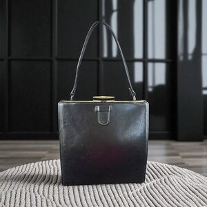 Elegant Classic Vintage‎ Black Leather Handbag